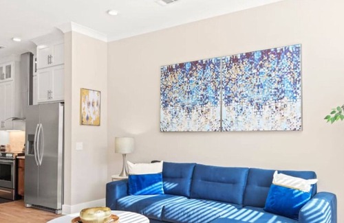 Charlotte Condo | Reluxme| SouthPark 1BR Condo w/Prm Amenities