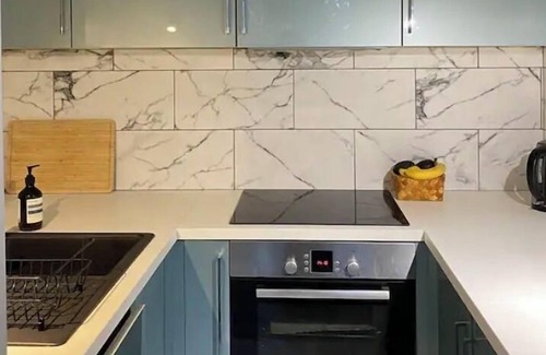 Copers Cope Apartment | Remarkable 1-Bed Apartment in Beckenham