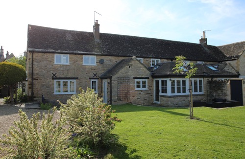 Easton on the Hill House | Remarkable 3-bed House in Easton-on-the-hill