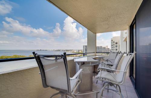 Hudson Apartment | Remarkable Hudson Condo with Coastal Views!