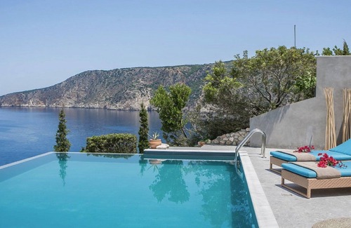 Frourion Villa | Remarkable Kefalonia Villa | Villa Yu Kanda | 3 Bedrooms | Seafront