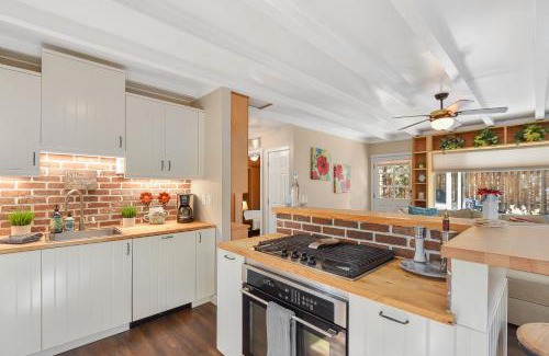 Mountainaire House | Remarkable Mountainaire Cabin - Stargazing in the Pines!