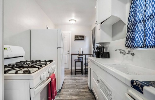 Downtown San Diego House | Remodeled 1BD Craftsman Bungalow WIth Parking