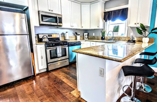 Sherman Heights House | Remodeled 2-bedroom Craftsman house with Yard & AC in Sunny San Diego