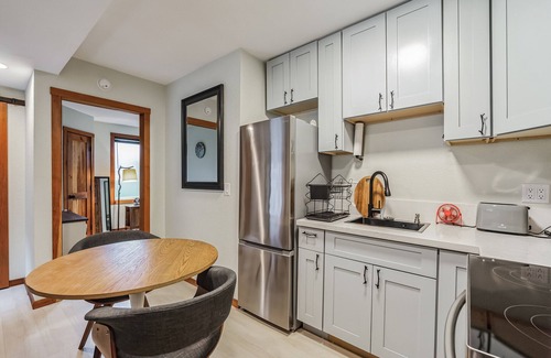 Guerneville Apartment | Remodeled, 2min walk to Bars-Restaurants, Small-Yet Efficient/Long Stay Discount