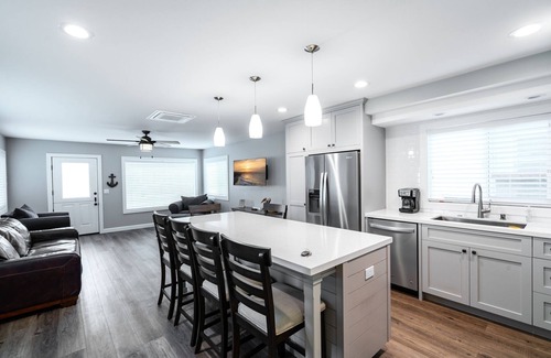 Balboa Island House | Remodeled Gem Balboa Island Beach House