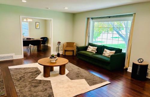 Zebulon House | Remodeled Wendell Zebulon home pool table & grill