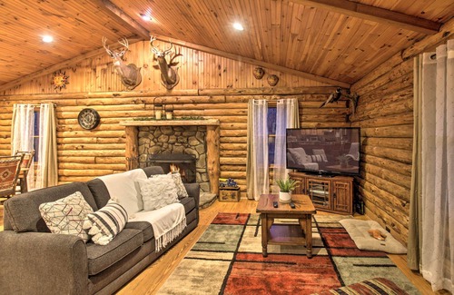 New Castle Cabin | Remote Cabin Retreat By Blue Ridge Mtn Trails