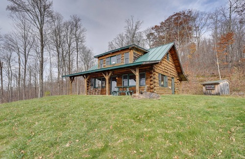 Sharon Cabin | Remote Escape: Vermont Cabin w/Mountaintop Views!
