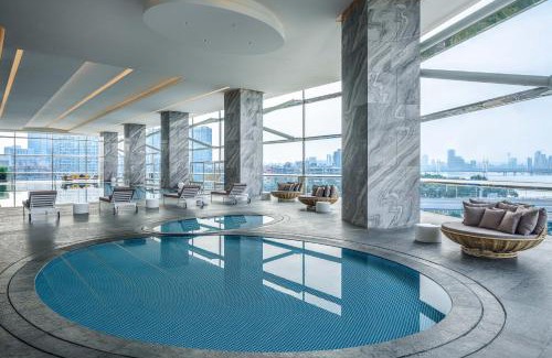 Xiangzhou District Hotel | Renaissance Zhuhai Hotel