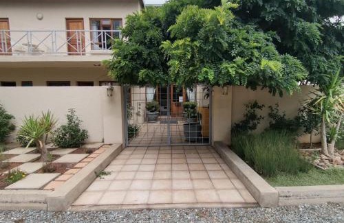 Douglas House | Rene's Guesthouse