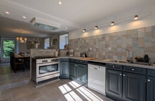 Saint-Arcons-de-Barges Cottage | Renovated charming cottage, up to 10 guests, private garden, Haute-Loire