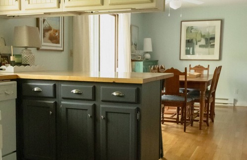 Gills Rock Apartment | Renovated 3 bedroom cottage in the heart of northern Door County