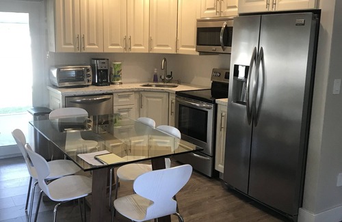 Boca Raton House | Renovated 4 Bedroom East Boca House, Walk to Everything!