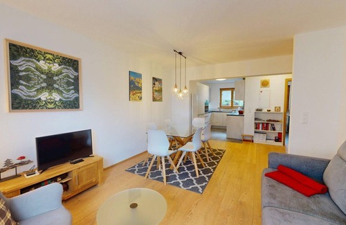 Pontresina Apartment | Renovated, beautiful holiday apartment on the 1st floor with a fantastic view.