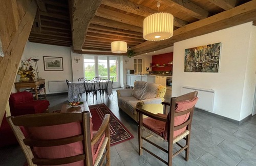 Monetay-sur-Loire Cottage | Renovated Bourbonnaise House with Private Courtyard and Peaceful Terrace