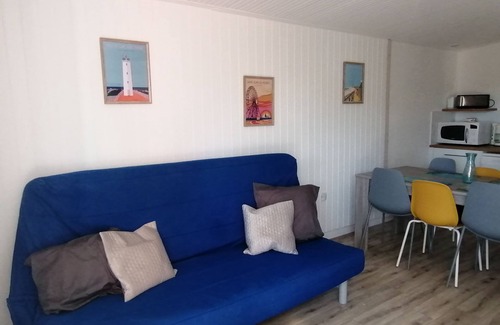 Soullans House | Renovated country house near the sea