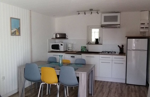 Soullans House | Renovated country house near the sea