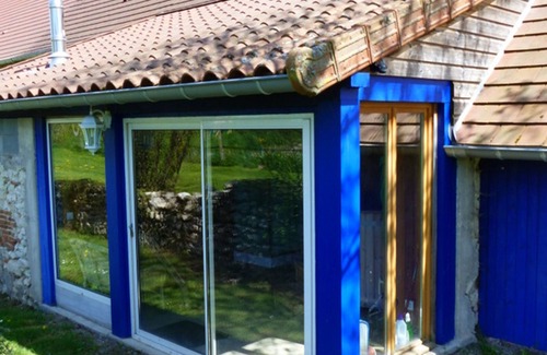 Bransat Cottage | Renovated Eco-Cottage with Shared Spa and Garden