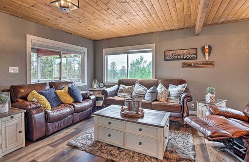 Florissant Cabin | Renovated Florissant Mountain Escape w/ Deck!