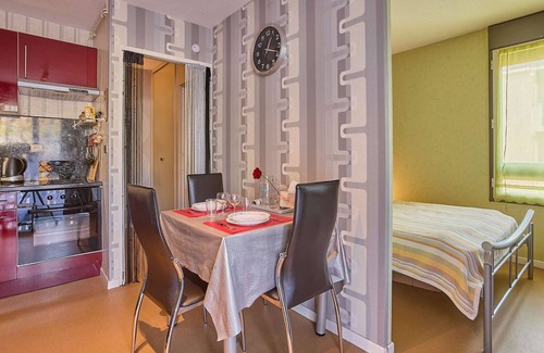 Barbotan-les-Thermes Apartment | Renovated T1 bis, balcony, Wifi