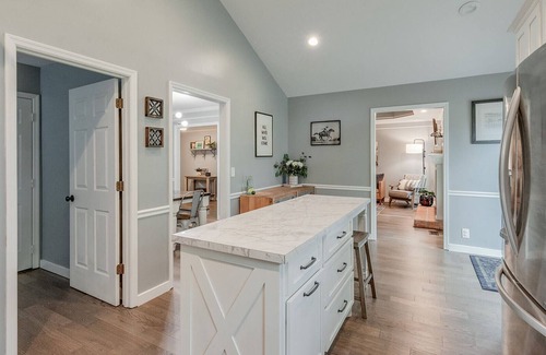 Franklin House | Renovated Home in Downtown Historic Franklin Close To Everything!