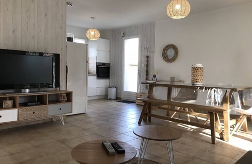 La Bree-les-Bains House | Renovated house, 300m from the beach, with a boule court