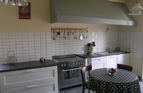 Cerilly Cottage | Renovated mansion with private pool and wellness area