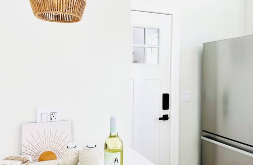 Lakewood House | Renovated Modern Sunset Vibes townhome by Downtown CLE with AC Hot Tub