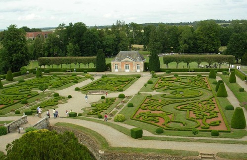 Saint-Christophe-le-Jajolet Cottage | Renovated old house in quiet, pets allowed, garage, in historical park