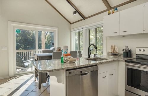 Night Heron House | Renovated Sea Pines Family Villa | Private Deck w/Water Views, BBQ, Bikes