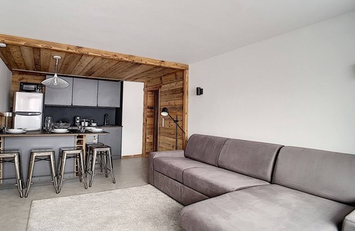 Les Menuires Apartment | Renovated Ski-In/Ski-Out Apartment with South-Facing Balcony