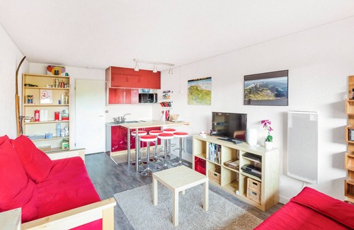 Villard-de-Lans Apartment | Renovated studio with covered parking and ski locker, near center
