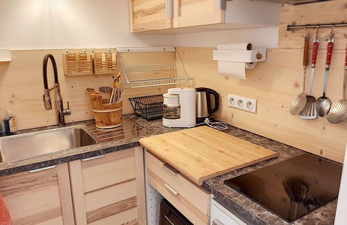 La Toussuire Apartment | Renovated Studio with Balcony, Sleeps 4, Near Shops and Main Slopes