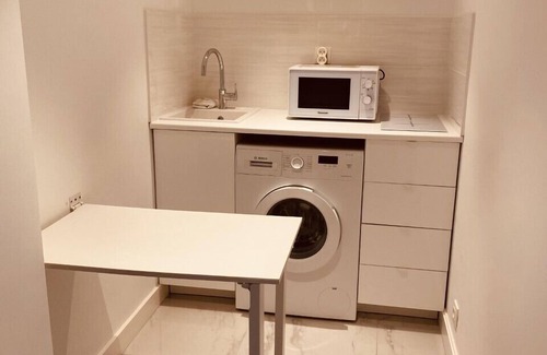 Cannes Apartment | Renovated studios in the center of Cannes an easy walk to the beaches and the Palais des Festivals - 2079