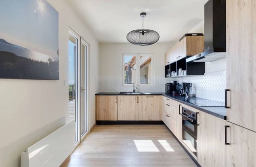 Cap Benat Villa | Renovated Villa Cap Bénat - Pool & Comfort