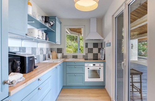 Cap Benat Villa | Renovated Villa Cap Bénat - Pool & Comfort