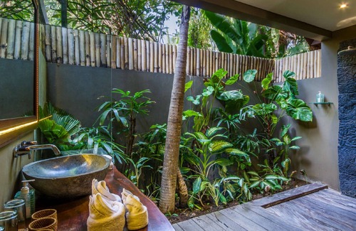 Central Seminyak Villa | Rent a Luxury Villa in Bali Close to the Beach, Bali Villa 2086