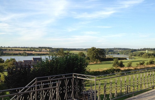 Montreuil-sous-Perouse House | Rent beautiful 1 bedroom apartment, kitchen, in the countryside, 5 min. Window.