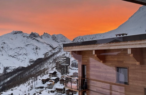 Tignes Apartment | Rent superb apartment sleeps 5 Tignes, Ski in!