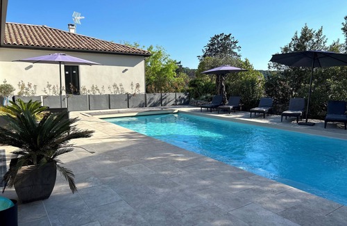 Vallon-Pont-d'Arc House | Rental Private Heated Pool 11x4, 5au calme, 5min à pied center vallon