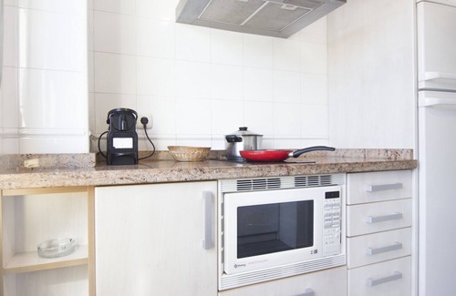 Macarena Tres Huertas-Macarena Cinco Apartment | RentalSevilla Sailing the Guadalquivir