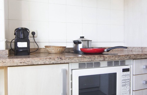 Macarena Tres Huertas-Macarena Cinco Apartment | RentalSevilla Sailing the Guadalquivir