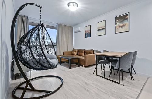 Muranow Apartment | RentPlanet - Apartament Muranów