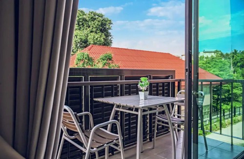 Bophut House | Replay k5, 3 Bed 100m to beach Wi-Fi/GYM/POOL