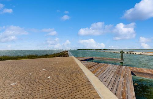 Rockport House | Reserve at St Charles Bay Reserve Villa 601