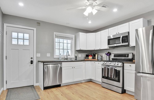 Kansas City House | 💎Reserved Parking💎Smart TVs💎W/D💎10min➡️Plaza💎