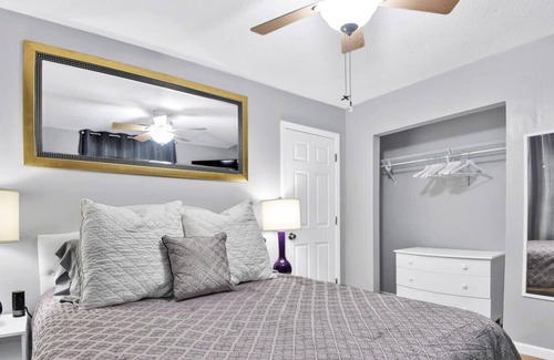 Kansas City House | 💎Reserved Parking💎Smart TVs💎W/D💎10min➡️Plaza💎