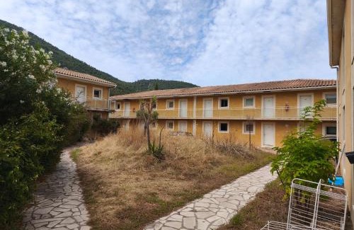 Gemenos Apartment | Residella hôtel