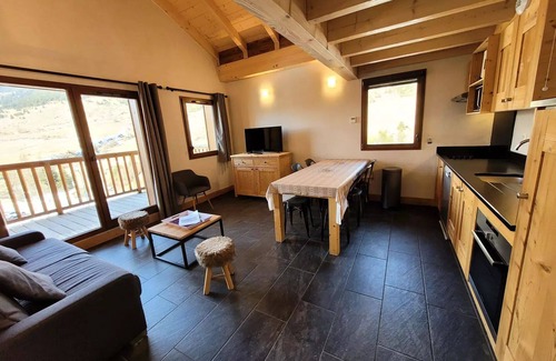 Val Cenis Apartment | Residence Le Criterium - 3 pieces for 6 persons